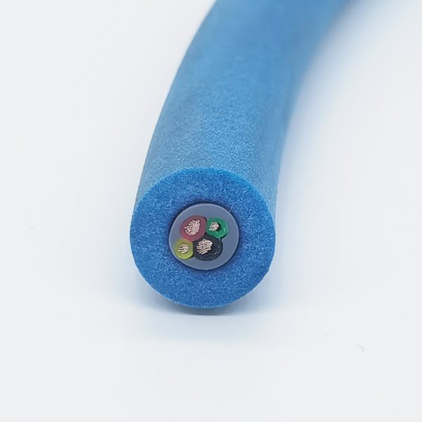 ROV Tether cho robot làm sạch hồ bơi